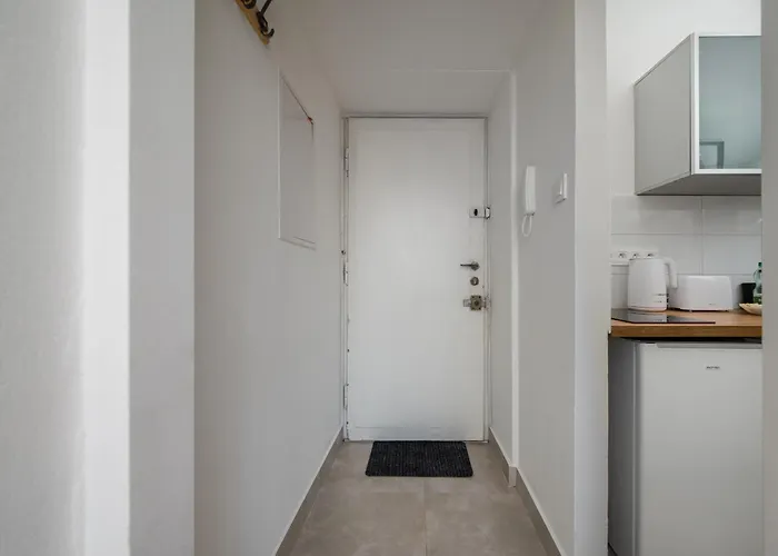 Saska Kepa Lavish By Bookinghost Apartmán